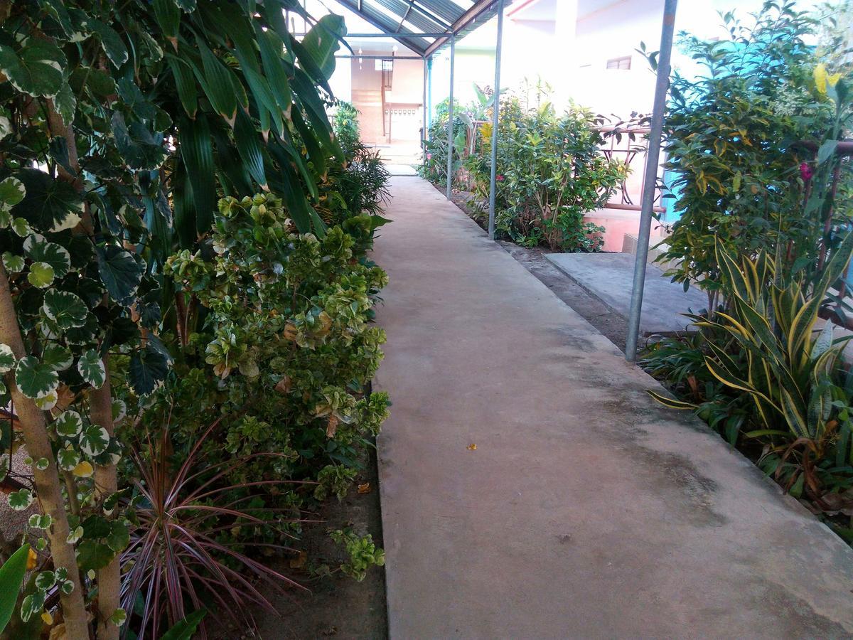 Peace Pool Resort Khun Han Exterior foto