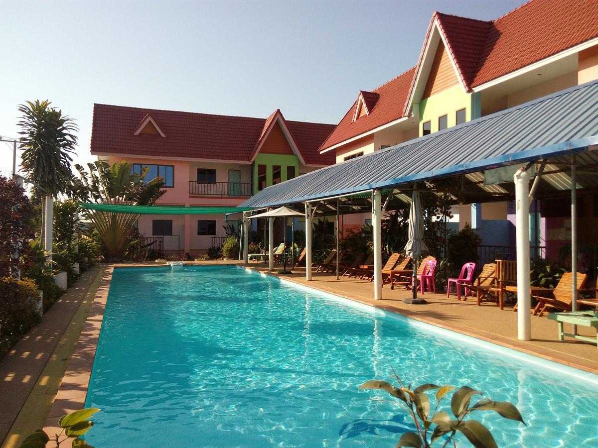 Peace Pool Resort Khun Han Exterior foto
